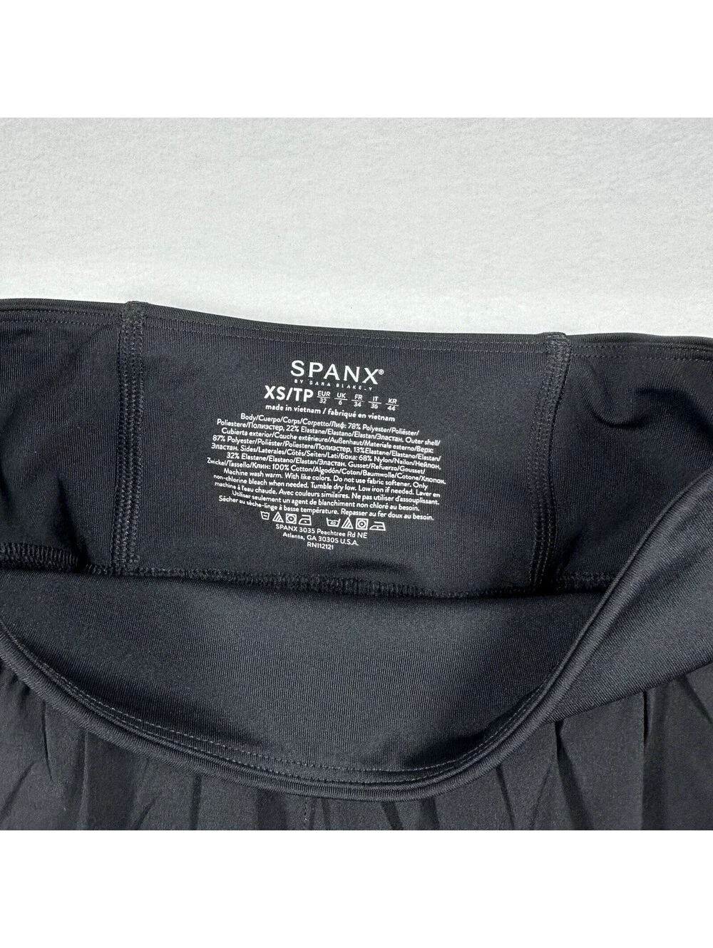 SPANX Get Moving Shorts Womens XS Black 2 in 1  Double Layer Athletic Running